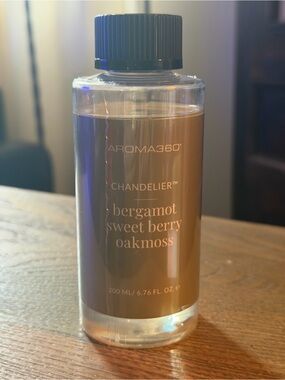 Aroma360 200 ml Chandelier Bergamot Sweet Berry Oakmoss Refill